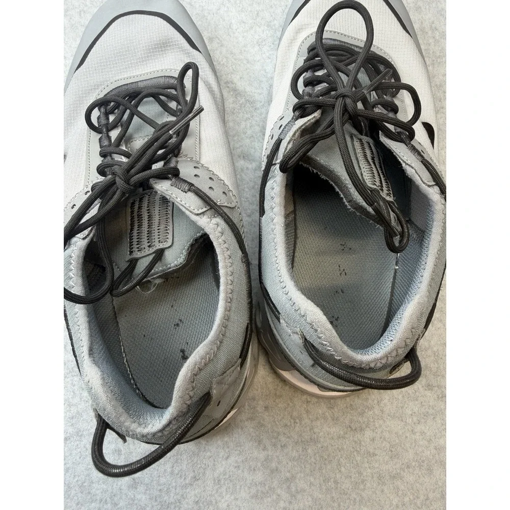 Nike React Live SE Stadium Gray Lifestyle  Shoes Sneakers DD6879 001 SIZE 11